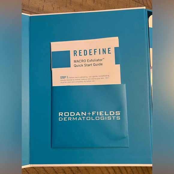 Rodan + Fields Macro Exfoliator DISCONTINUED HTF - Picture 11 of 11